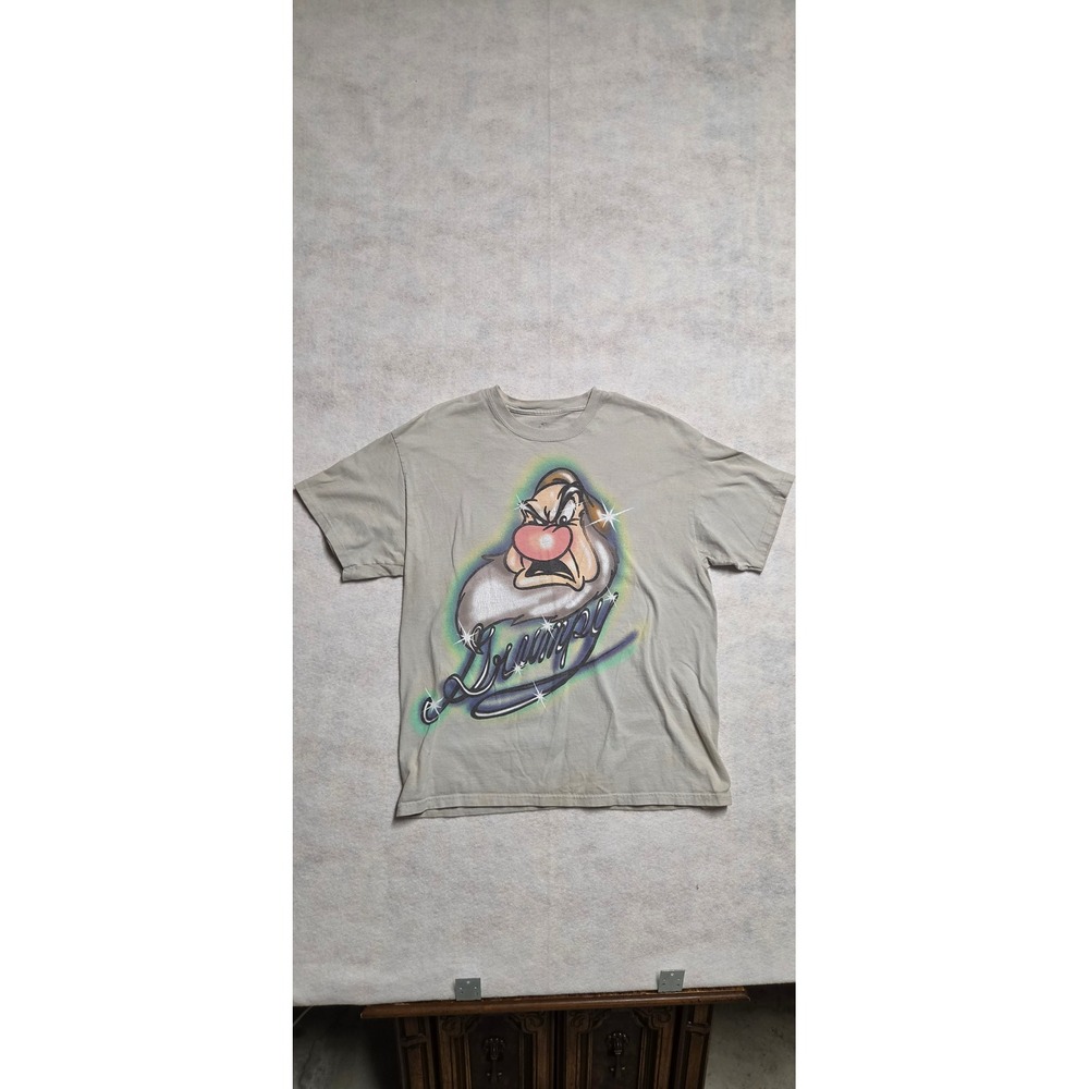 Disney Hanes Grumpy T-Shirt Large Tan Airbrush Style Graphic Tee
